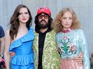 Zleva: modelka Hari Nefová, módní návrhá Alessandro Michele a umlkyn Petra...