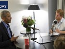Princ Harry dlal pro BBC rozhovor s bývalým prezidentem USA Barackem Obamou.