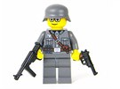 Figurky nmeckých voják z druhé svtové války ve stylu Lego nabízí internetový...