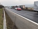 Nehoda esti automobil na 39. kilometru D10 zablokovala dopravu (27.12.2017)