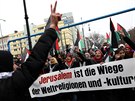 Písluníci arabské komunity v Berlín demonstrují proti rozhodnutí prezidenta...