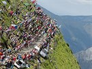 Závr etapy do Bagneres-de-Luchon na Tour 2014. elo pelotonu Vincenzo Nibali.
