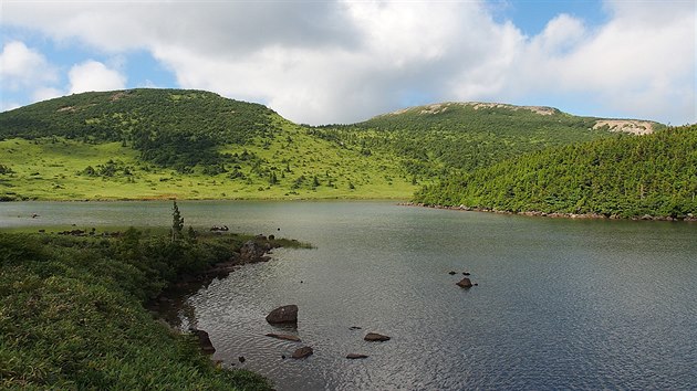 Křišťálově čisté jezero Kamanuma