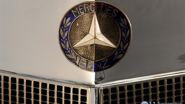 V Americe pjde do draby luxusn kabriolet Adolfa Hitlera Mercedes-Benz 770K. (28. prosince 2017)