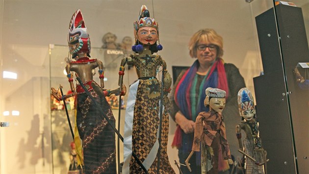 V Ostravskm muzeu jsou nyn k vidn panenky z celho svta. Jejich majitelkami jsou Ewa a Jagoda Liszka z Polska.
