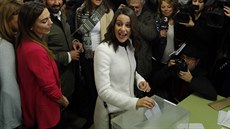 Katalánci ve tvrtek volí nové sloení parlamentu (21. prosince 2017)