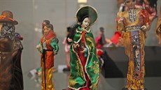 V Ostravském muzeu jsou nyní k vidní panenky z celého svta. Jejich...