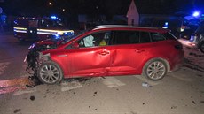 Nehoda dvou vozidel v hradecké ásti Pouchov (26.12.2017).