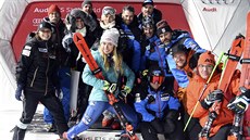 Americká lyaka Mikaela Shiffrinová slaví triumf v paralelním slalomu v...