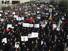 Íránci se v Teheránu seli na provládní akci u píleitosti výroí konce...