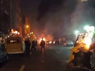 Íránci v Teheránu protestují proti reimu. (30. prosince 2017)