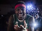 Utkání hvzd NBL: Dominez Burnett se raduje z výhry v souti 1x1.