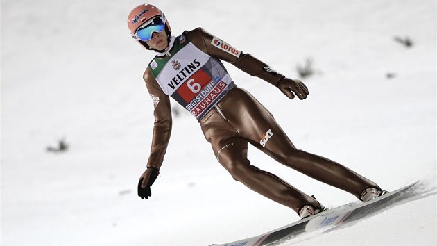 Polsk� skokan na ly��ch David Kubacki skon�il v Oberstdorfu t�et�.
