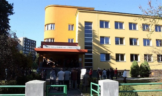 Budova Střední školy zemědělské a přírodovědné v Rožnově pod Radhoštěm.