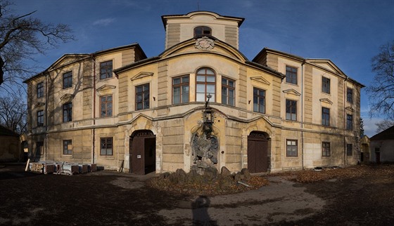 Zámek v Lázních Bělohradě má podle památkářů cenná architektonická řešení.