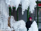 Zamrzlá fontána v New Yorku (5. ledna 2018)