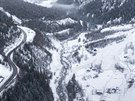 V Zermattu husté snení a nebezpeí lavin uvznilo 13 tisíc lidí (9. ledna...