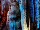 Avalomova jeskyn, snad nejkrásnjí pírodní úkaz v Izraeli, se nachází jen...