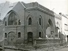 Jedním z dom, které musely Perle ustoupit, byla i idovská synagoga z roku...