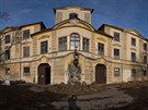 Zmek v Lznch Blohrad m podle pamtk cenn architektonick een.