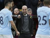 Trenr fotbalist Manchesteru City Pep Guardiola.