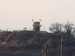 Padu, Jin Korea. Vyhldka na demilitarizovanou znu a Severn Koreu (3....