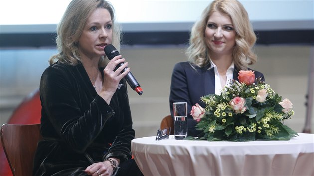Debata Prvn dmy mezi nmi: zleva Lucie Talmanov, Elika Hynkov