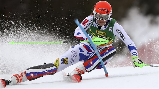 Slovensk reprezentantka Petra Vlhov na trati slalomu Kranjsk Goe