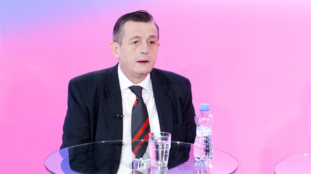 Vladimír Šulc, mluvčí prezidentského kandidáta Vratislava Kulhánka v diskusi iDNES.cz. (5. ledna 2018)