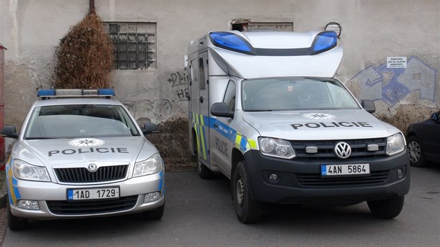 Potu v Mlnku vyloupil mu, kter si na pepce vynutil hotovost noem. Ppad vyetuje policie. (9.1.2018)