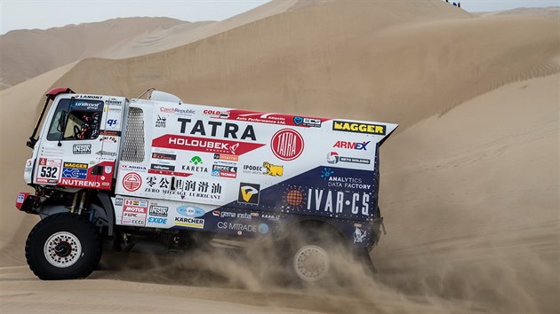 Tatra posádky Martin Šoltýs, Tomáš Šikola a Josef Kalina na trati Rally Dakar 2018.