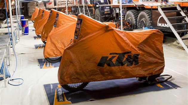Letošní Dakar ovládly s velkou převahou stroje KTM 450 DR
