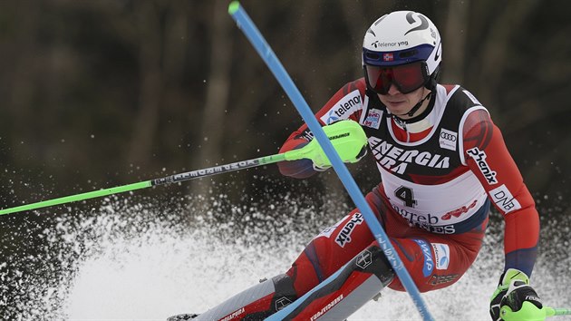 Norsk lya Henrik Kristoffersen na trati slalomu v Zhebu