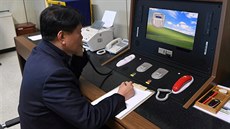Jiní a Severní Korea po dvou letech mlení obnovily horkou linku na vzájemné...