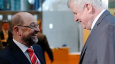 Pedseda CSU Horst Seehofer a éf SPD Martin Schulz (7. ledna 2018)