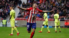 Ángel Correa z Atlético Madrid oslavuje gól do sít� Getafe