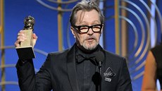 Gary Oldman zvítzil díky roli Churchilla v dramatu Nejtemnjí hodina