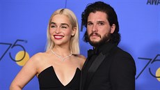 Emilia Clarke a Kit Harington na Zlatých glóbech (Beverly Hills, 7. ledna 2018)