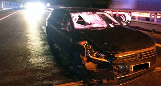 Auto, které usmrtilo na D11 idie, který pebíhal dálnici (18.1.2018)