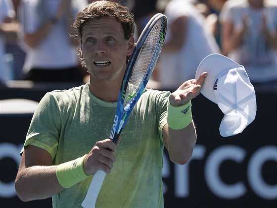 Tomá Berdych slaví postup do tetího kola Australian Open.