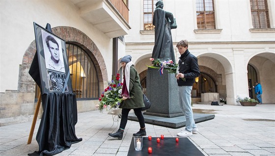 Pieta k 49. výroí sebeupálení Jana Palacha v prostorách tzv. Husova dvorku,...