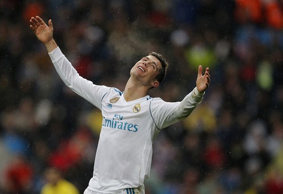 Gesto zmaru v podání hvězdy Realu Madrid Cristiana Ronalda.