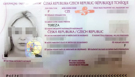 Pakistánská policie zveřejnila fotografii cestovního pasu mladé Češky, která se...