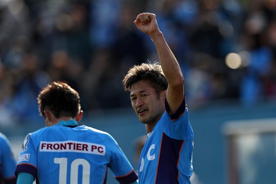POSLEDNÍ GÓLOVÁ RADOST. Loni v březnu vstřelil Kazujoši Miura svůj poslední gól...