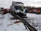K hromadnm nehodm dolo na 99. kilometru dlnice D1 (16. ledna 2017).