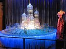 Ledová socha inspirovaná Královským pavilonem v Brightonu  souást vánoního...
