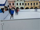 Na námstí v Pelhimov vznikla umlá ledová plocha