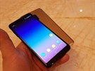 Samsung A8 na veletrhu CES v Las Vegas