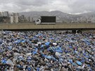 Libanon se potýká s ím dál vyími horami odpadu, který nkdo navíc tajn...