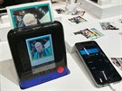 Polaroid Pop tiskne na vtí formát ZINK papír 9,8 x 10,7 cm a má 128GB pam...